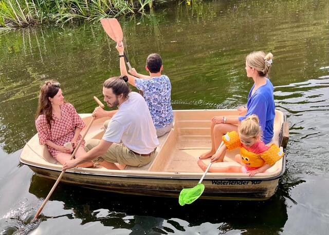 De eerste boottocht van Julie